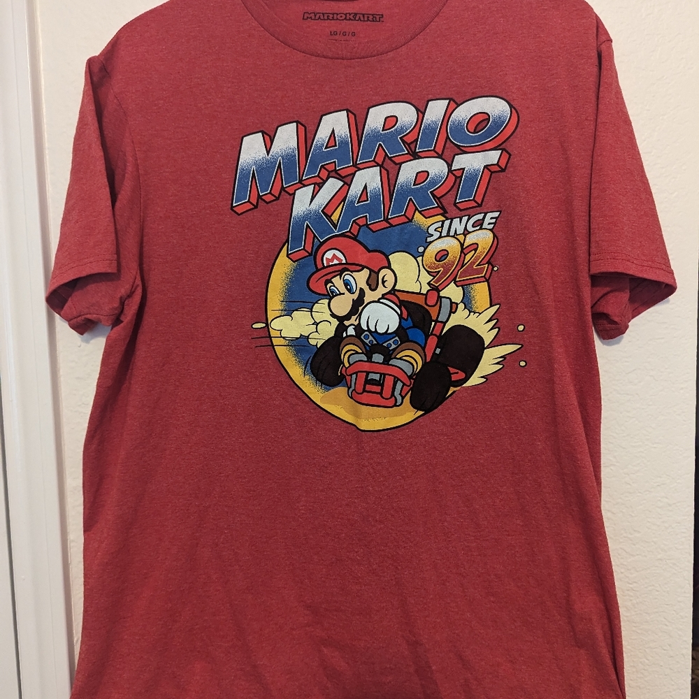 Mario Kart Men's Logo T-Shirt Size Large Red Front Print Short Sleeve